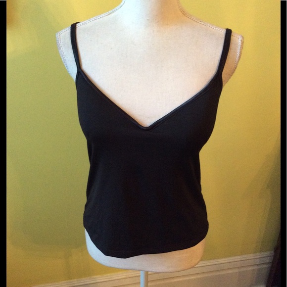 Cuddl Duds Tops - Cuddl Duds Cute Black Cam with built in bra Size M